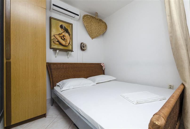 Apartment A2, for 3 persons