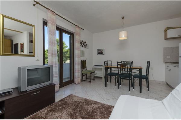 Apartment A2, for 3 persons