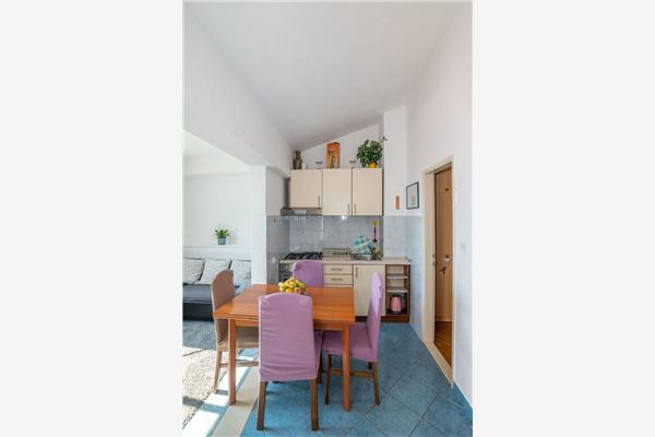 Apartment A2, for 4 persons