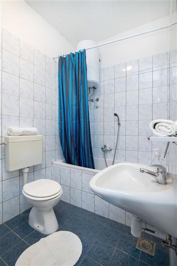 Apartment A2, for 3 persons