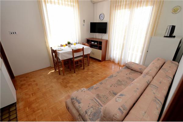 Apartment A4, for 4 persons