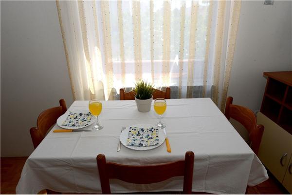 Apartment A4, for 4 persons