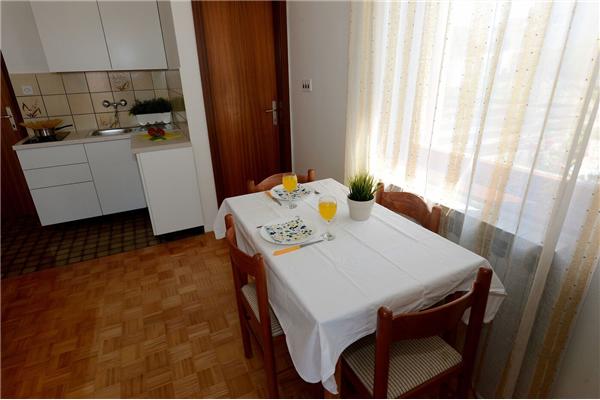Apartment A4, for 4 persons