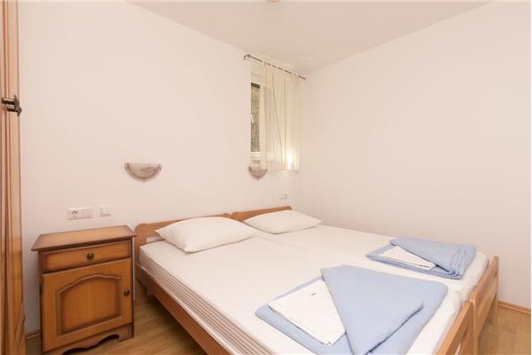 Apartment A4, for 4 persons