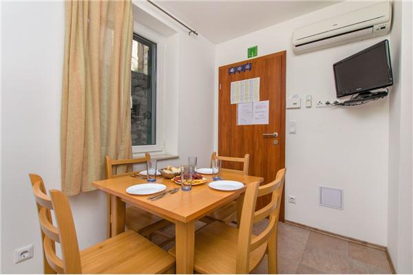 Apartment A4, for 4 persons