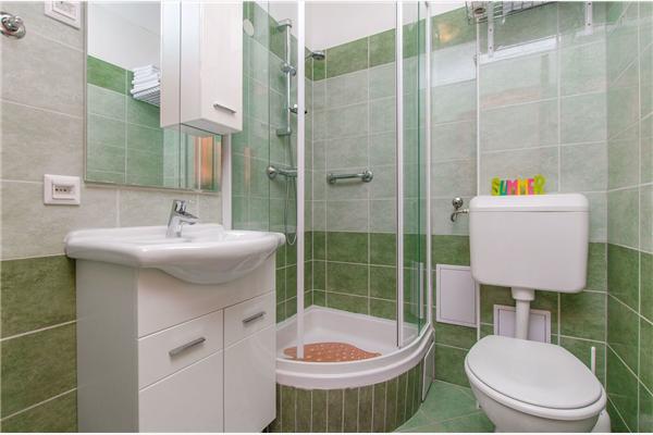 Apartment A4, for 4 persons