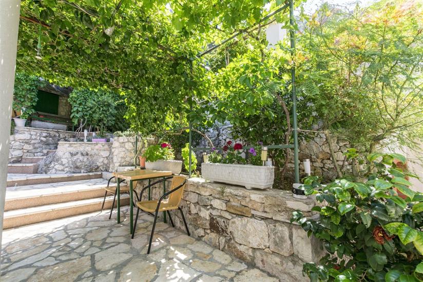 Apartment A5, for 6 persons