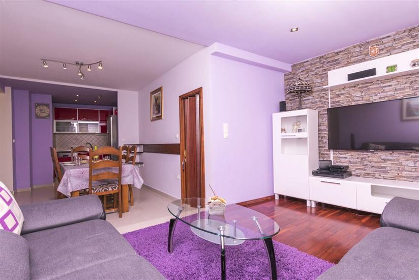 Apartment A5, for 6 persons