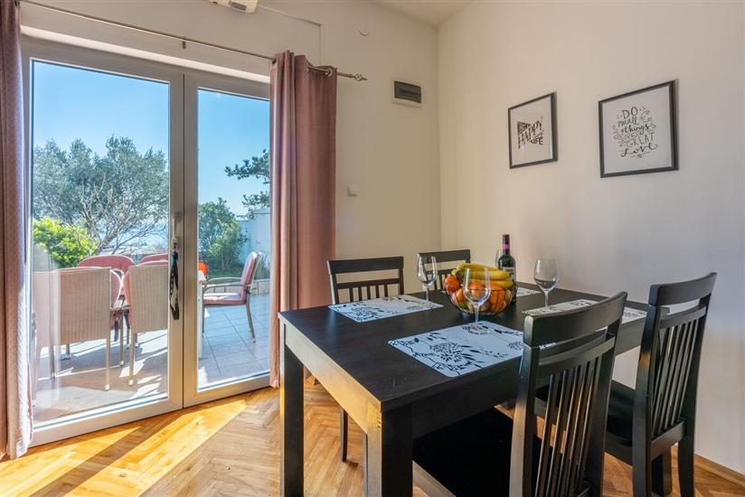 Apartment A1, for 4 persons