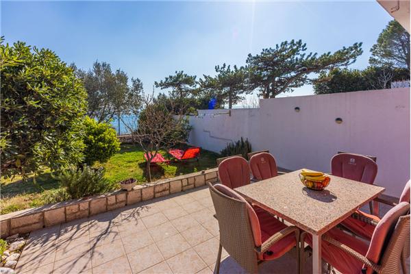 Apartment A1, for 4 persons