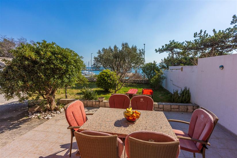 Apartment A1, for 4 persons