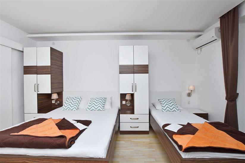 Apartment A1, for 3 persons