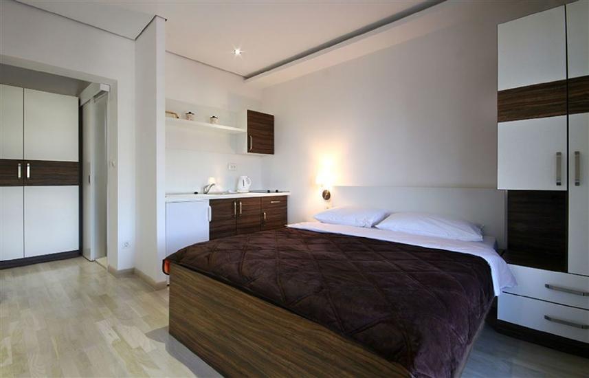 Apartment A2, for 3 persons