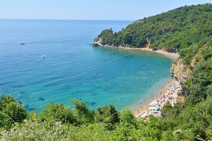 Room S1, for 3 persons