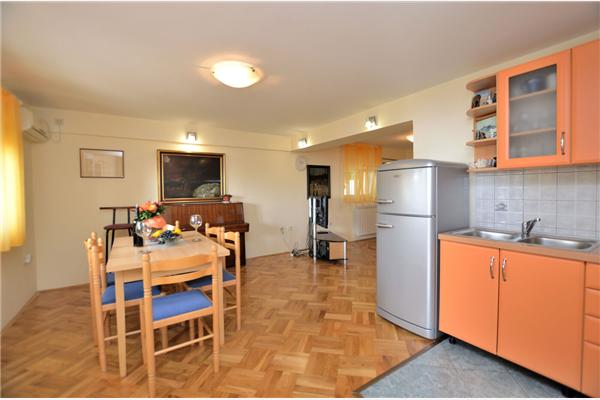 Apartment A1, for 4 persons