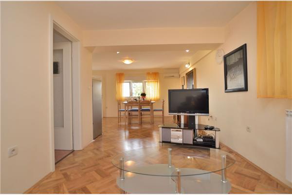 Apartment A1, for 4 persons