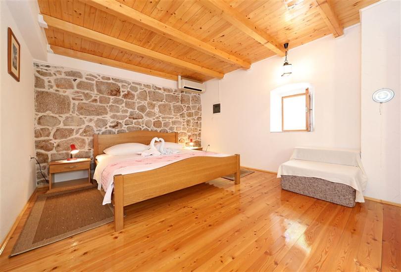 House K1, for 3 persons