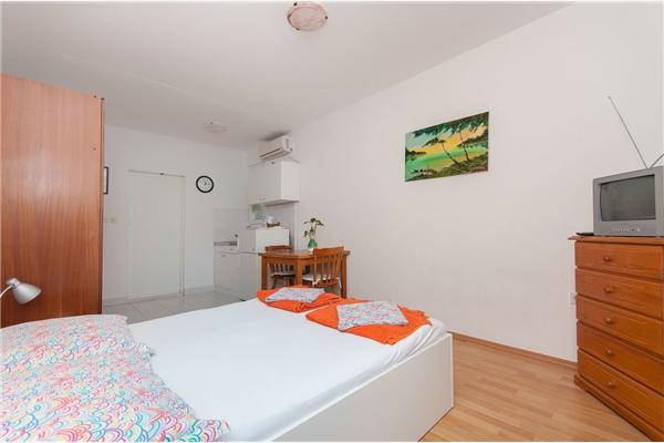Apartment A1, for 2 persons