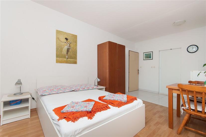 Apartment A1, for 2 persons