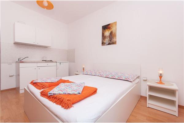 Apartment A2, for 2 persons