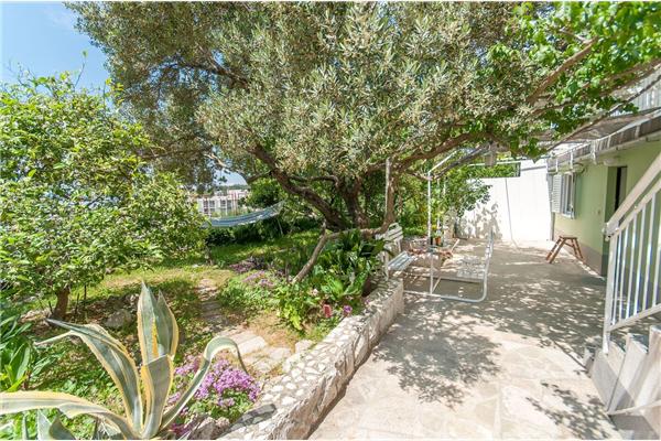 Apartment A6, for 4 persons