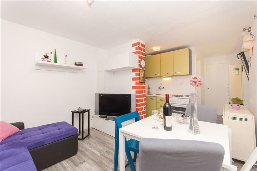 Apartment A6, for 4 persons