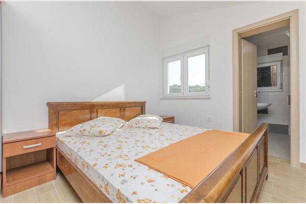 Apartment A1, for 6 persons