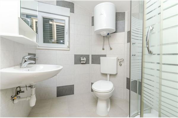 Apartment A1, for 6 persons