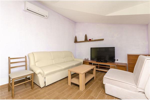 Apartment A1, for 6 persons