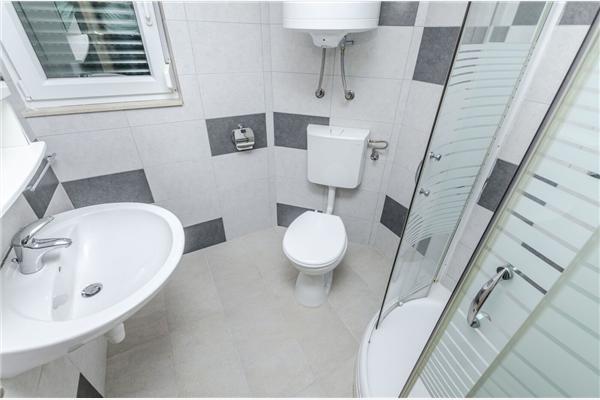 Apartment A1, for 6 persons