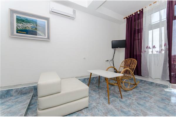 Apartment A10, for 3 persons