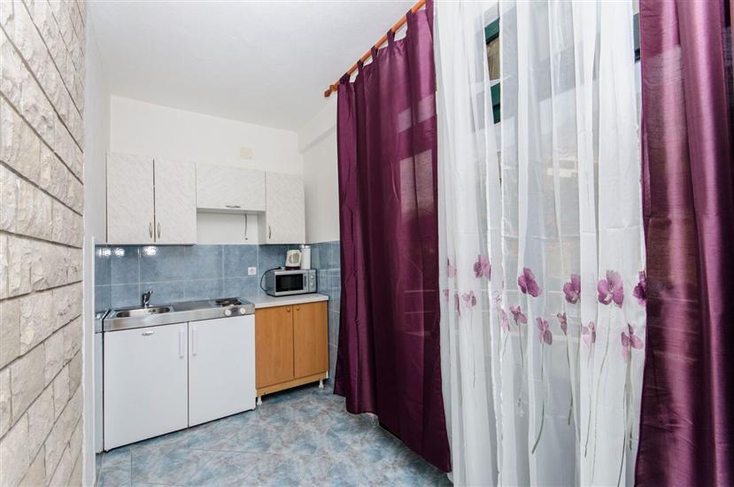 Apartment A10, for 3 persons