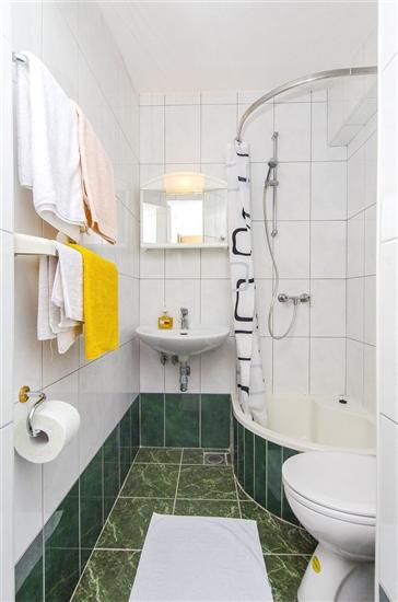 Apartment A18, for 4 persons