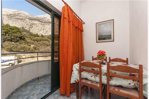 Apartment A18, for 4 persons