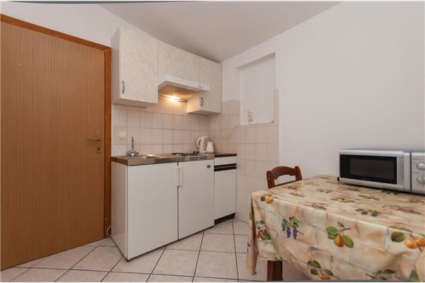 Apartment A18, for 4 persons
