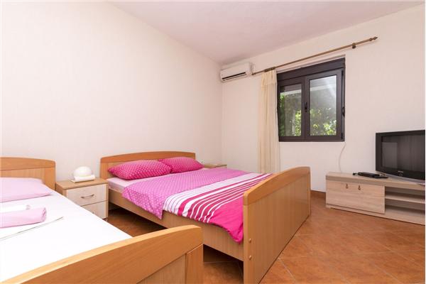 Apartment A1, for 4 persons