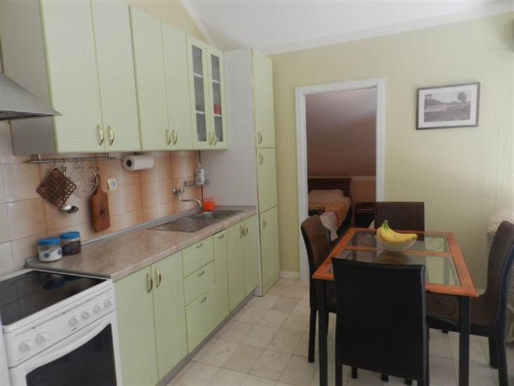Apartment A1, for 8 persons
