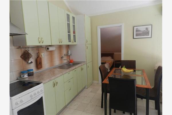 Apartment A1, for 8 persons