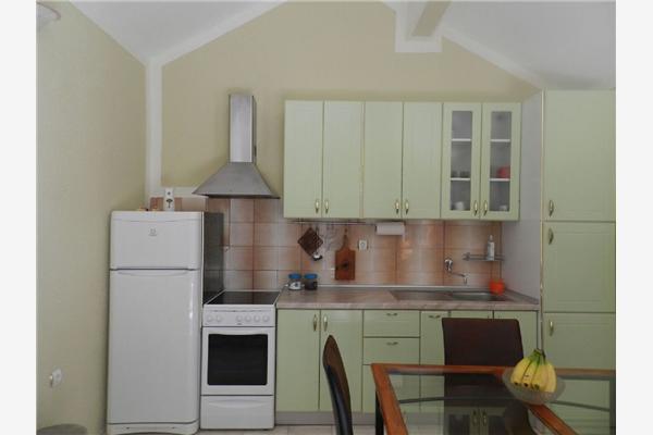 Apartment A1, for 8 persons