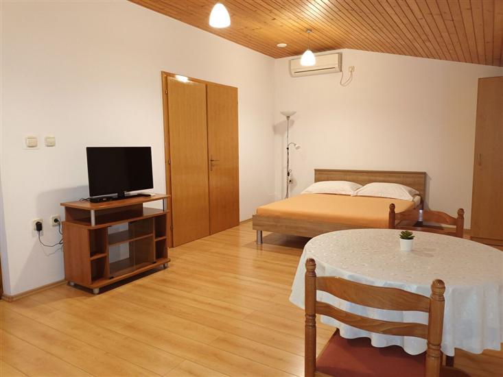 Apartment A2, for 2 persons
