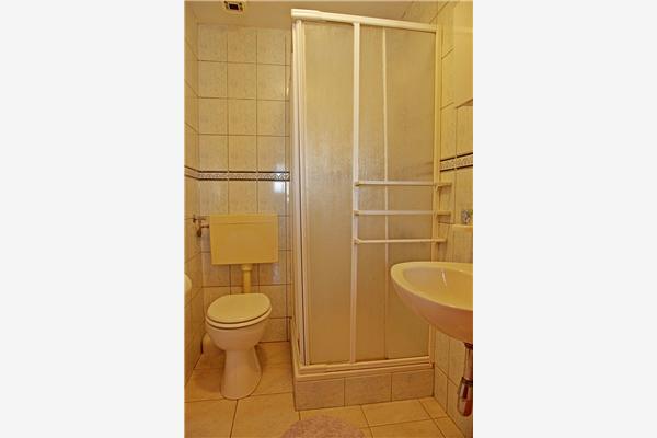 Apartment A1, for 8 persons