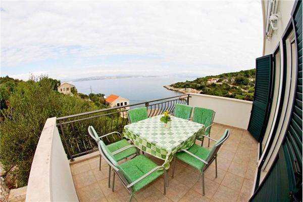 Apartment A1, for 6 persons