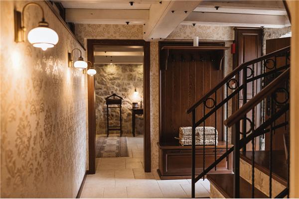 House K1, for 16 persons