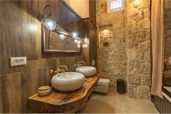 House K1, for 16 persons