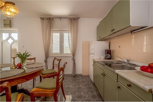 Apartman A2, na 6 osebe