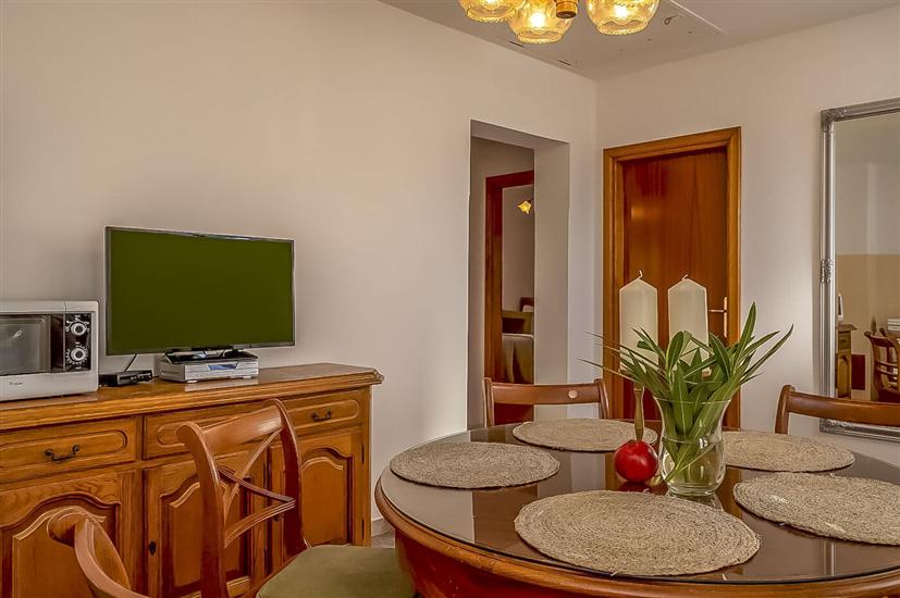 Apartman A2, na 6 osebe