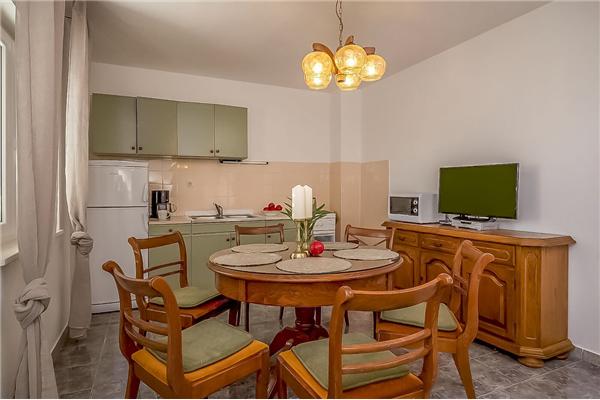 Apartman A2, na 6 osebe