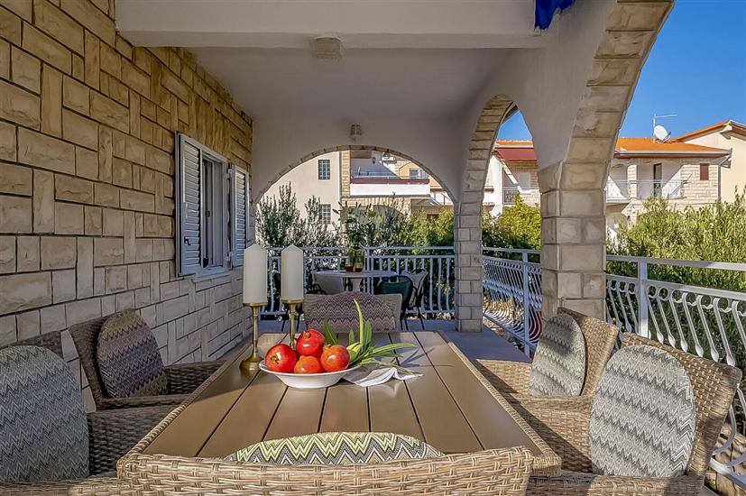 Apartman A2, na 6 osebe