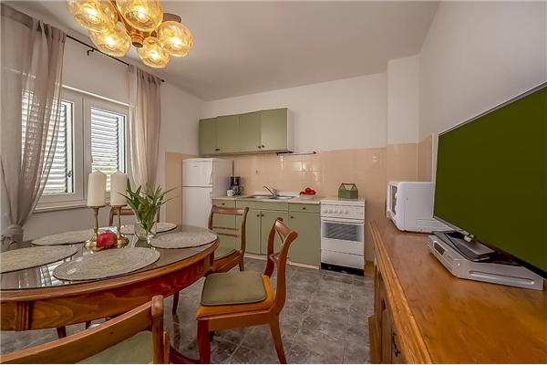 Apartman A2, na 6 osebe