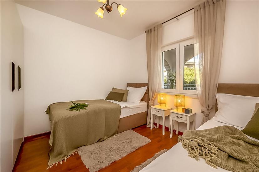 Apartman A2, na 6 osebe